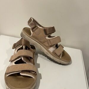 UGG Men's Beige/Tan Multi-Strap Suede Sandals